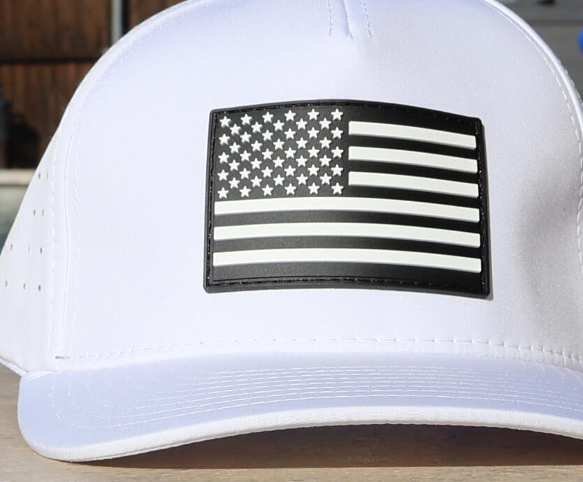 Liberty Black A restrained nod to heritage with everyday versatility.